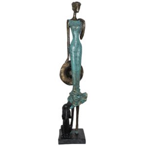 LADY WITH DOG 40CM