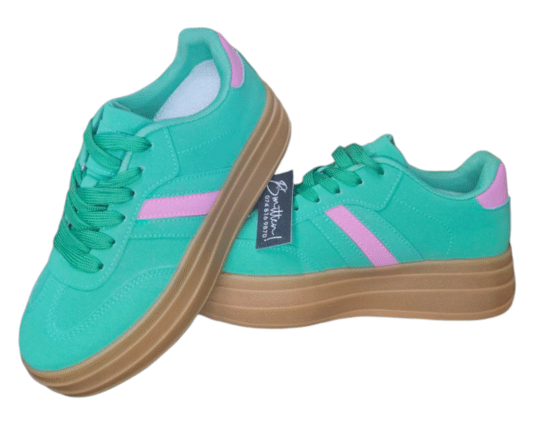 Sneaker