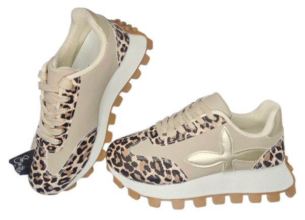 Sneaker