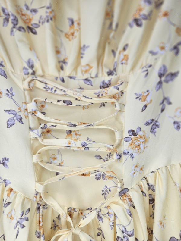 Vintage Style Dress - Image 4
