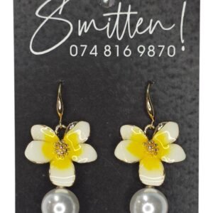 Flower Pearl Earring