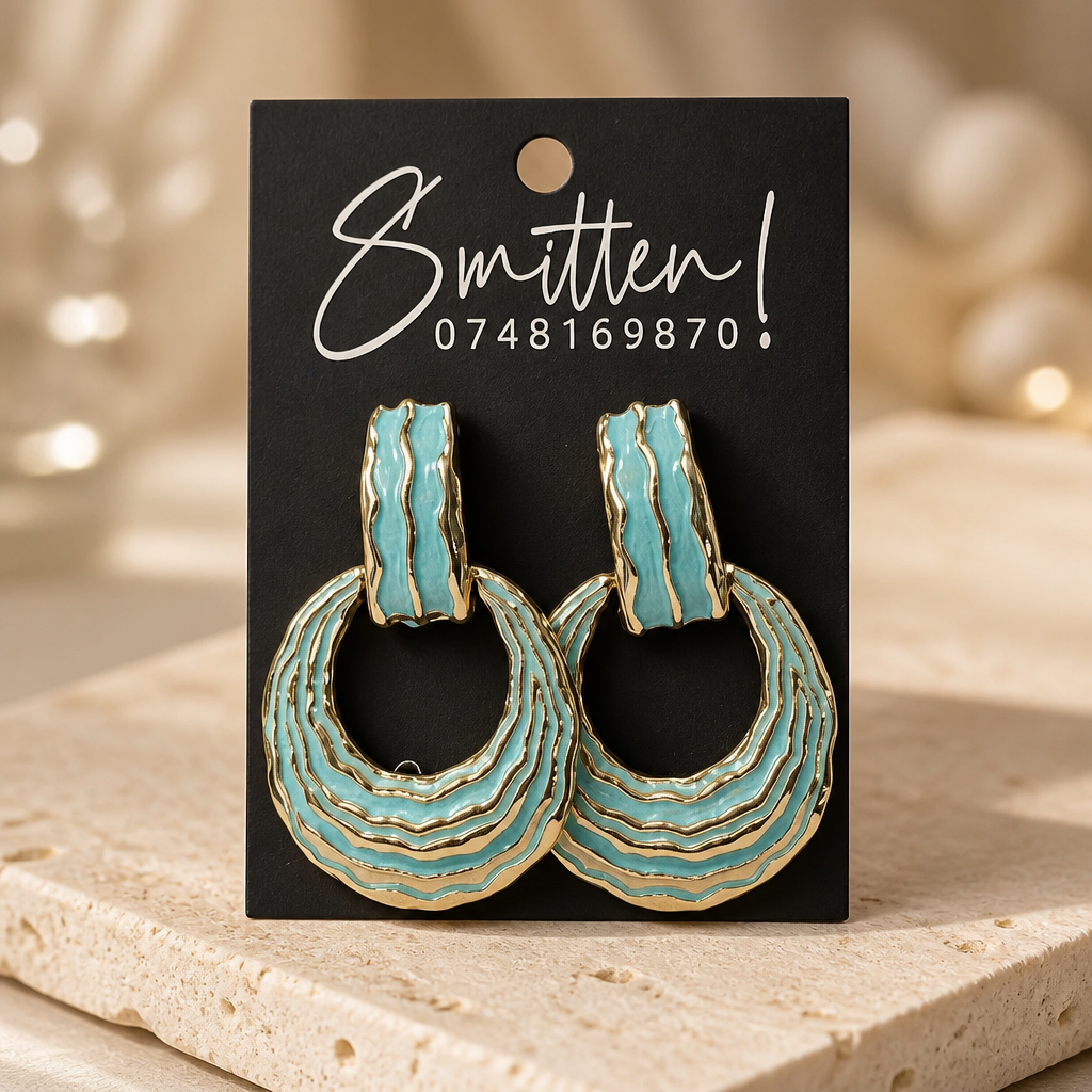 Doorknocker hoop Earrings - Image 6