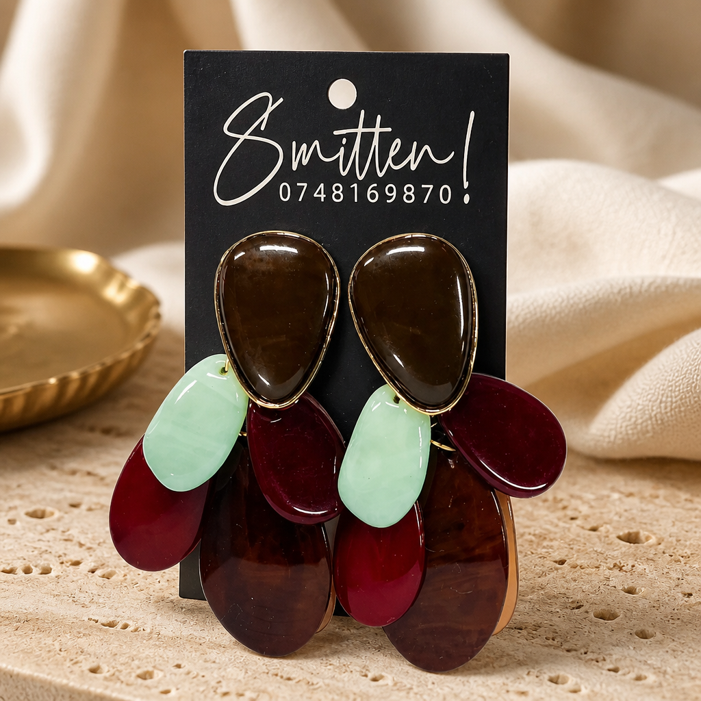 Resin Cluster drop Earrings - Image 4