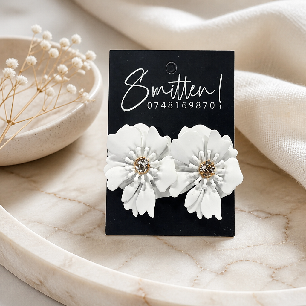White flower stud Earrings