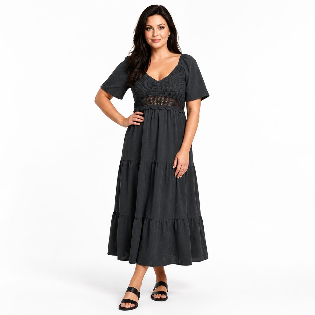 Bohemian-style tiered A-line maxi dress - Black
