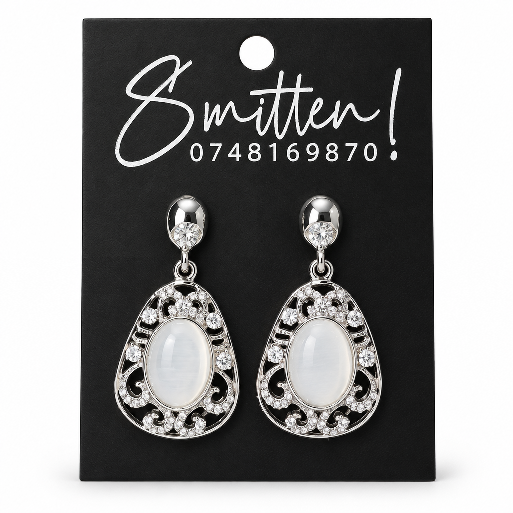 Vintage-inspired Dangle Earrings