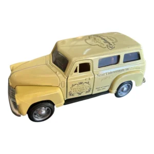 Alternative view of Die-Cast 1947–1950 Chevrolet Suburban